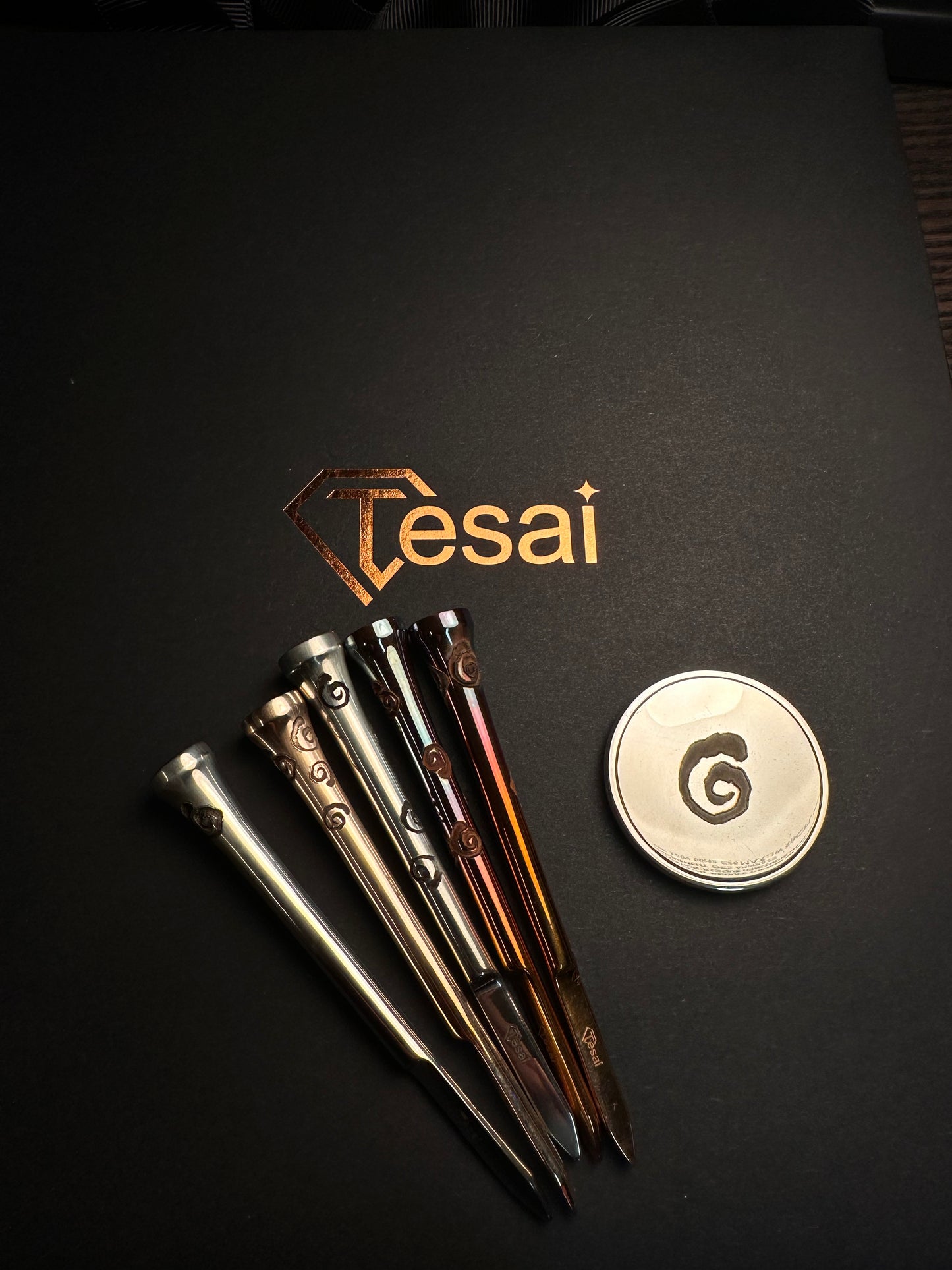 TESAI Golf Tee Shaped Divot Tools Artist's Edition